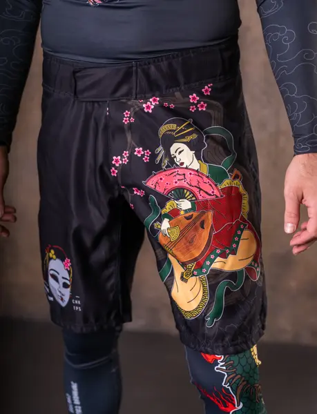 GEISHA / Kraťasy