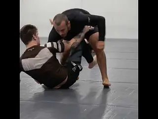 Defeat Seated Guard - Attack in Transition