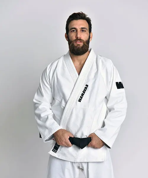 V2 White Kimono