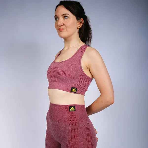 Rebelz Seamless Bra Women Gold Standard red