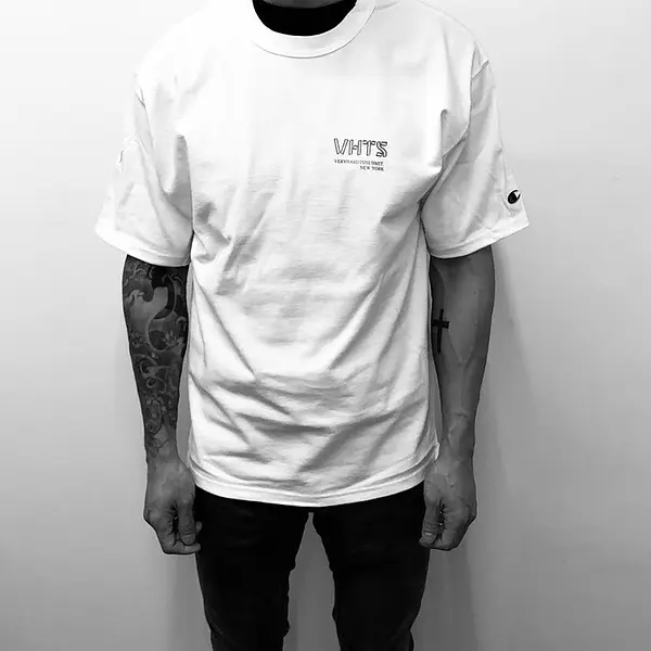 VHTS T-shirt Macaroni white