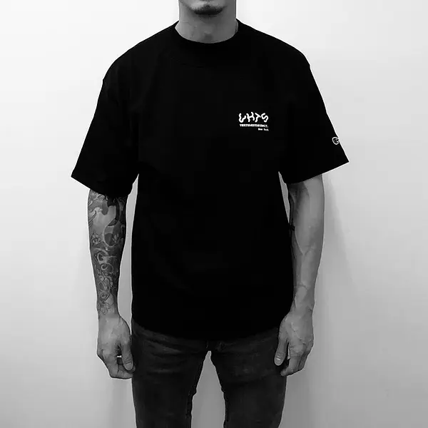 VHTS T-shirt Macaroni black