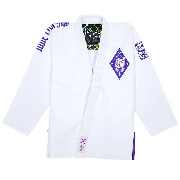 Chapter 10 - Gato - White - Jiu Jitsu Gi