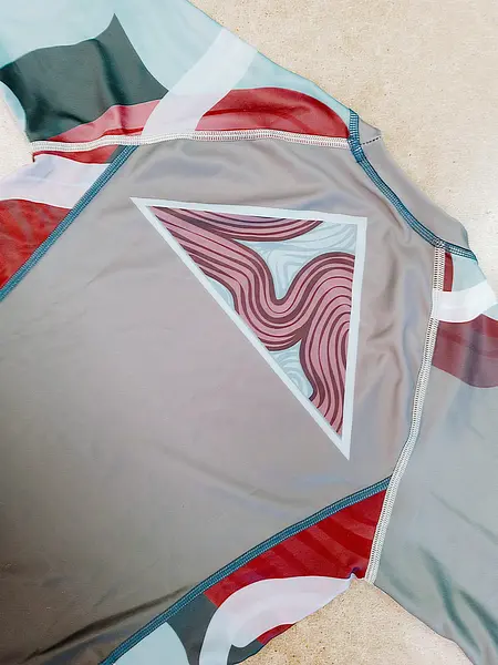 Lin-E-Ar Rashguard
