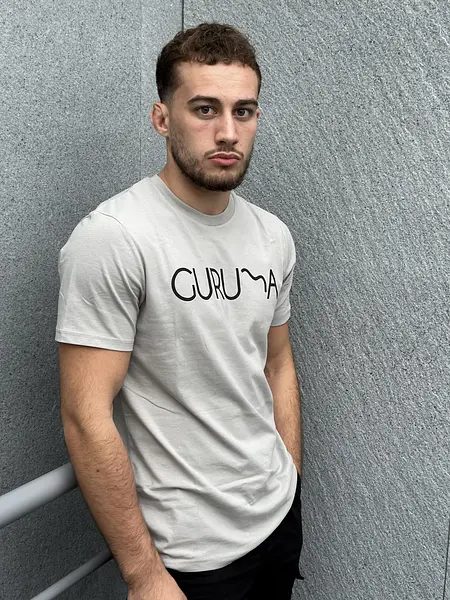 T-SHIRT GRIS 100% COTON MANCHE COURTE  – GURUM(ART) EDITION LIMITEE