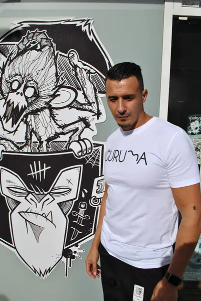 T-SHIRT BLANC 100% COTON MANCHE COURTE  -GURUM(ART) EDITION LIMITEE