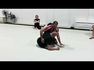 Backstep to Reverse half guard