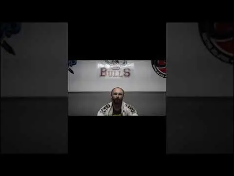A positividade do Bjj