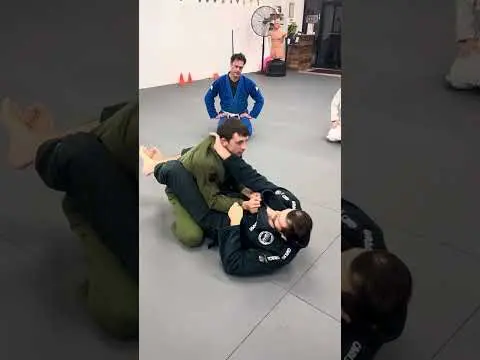 Midhad’s move of the week What to do with a failed scissor sweep…No Problem!