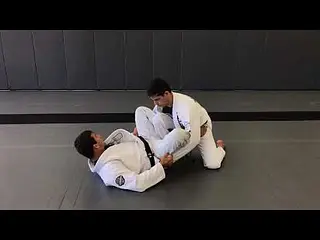 Sweep from De La Riva Pushing the knee.