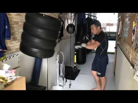 浜松市の格闘技ジムで本格パンチ育成！格闘技レッスン&パーソナルトレーニング。浜松街中道場