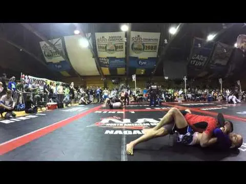 Oli Nogi1