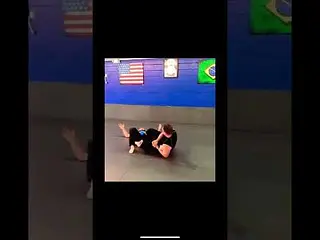 “Imanari Roll” #imanariroll #takedown #bjjtakedowns #jiujitsugirls #bjjgirl #womenselfdefense