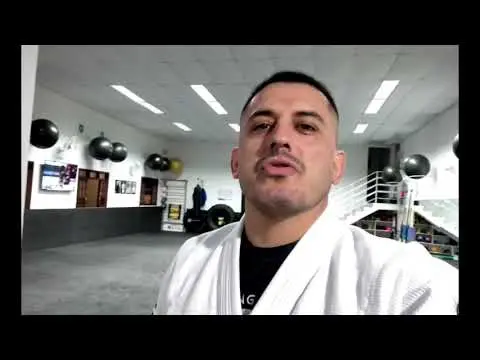Dia de aula no Dojô (Jiu Jítsu) Prof Rodrigo