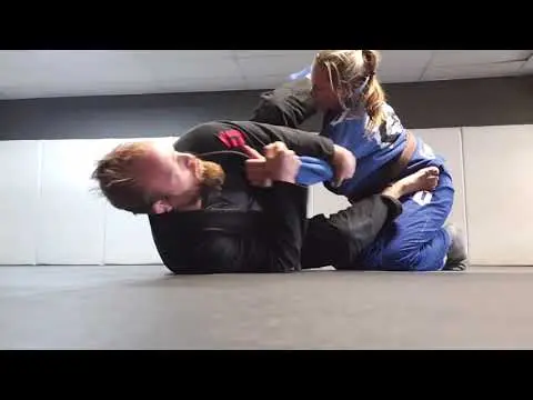 (4) Triangle set ups to (10) Submission setups within diamond guard.