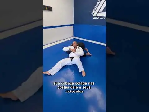 Armadilha para o Omaplata de Quatro