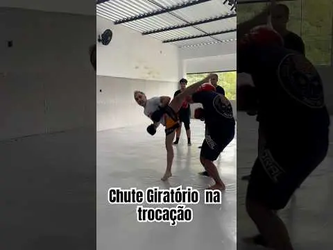 Como posso encaixar um chute giratório no meio da trocação? #kickboxing #ufc #hapkido #fight