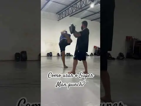 Como faço o soco Super Man? #kickboxing #muaythai #hapkido #mma #artesmarciais