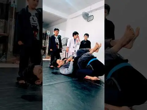 CC los niños piensan que es difícil hacer jiujitsu y luego se divierten  La Costa Jiujitsu Acapulco