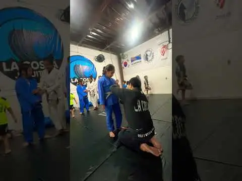 Graduaciones de la clase de #jiujitsu para niños en #LaCostaJiujitsu #Acapulco #Bjjkids  🥳