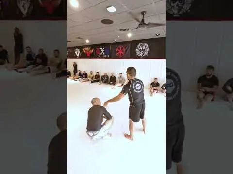 Justin “JFLO” Flores teaches the Elbow Pass