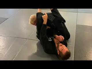 Arm bar from closed guard - Gi