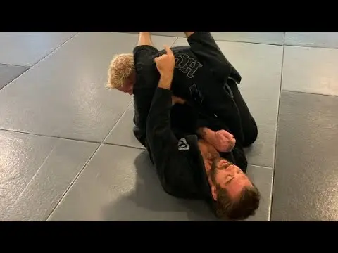 Arm bar from closed guard - Gi