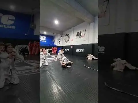 Chase the back! Kids BJJ everyday at M1FC  #bjj