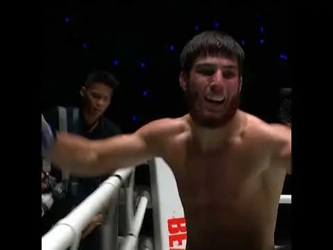 BLAST OFF 🚀 Dzhabir Dzhabrailov obliterates Chase Mann in Round 1 to improve to 7-0!